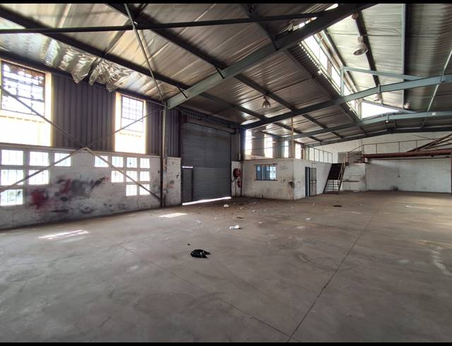 477M² WAREHOUSE TO LET IN DENVER